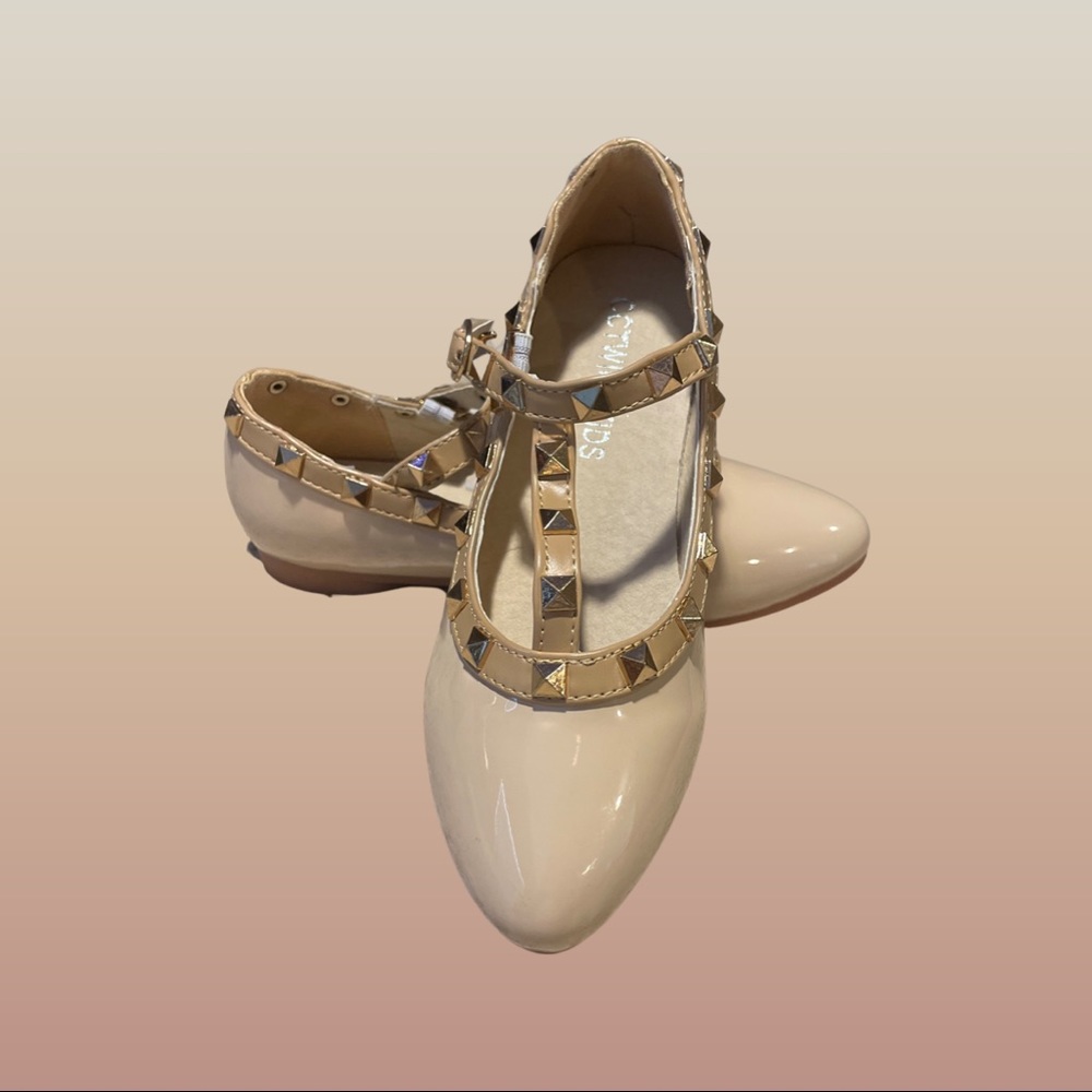 Valentino-style Dress shoe for Girls